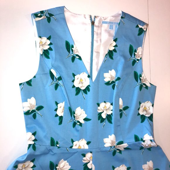 Light Blue Floral Dress - Picture 2 of 3